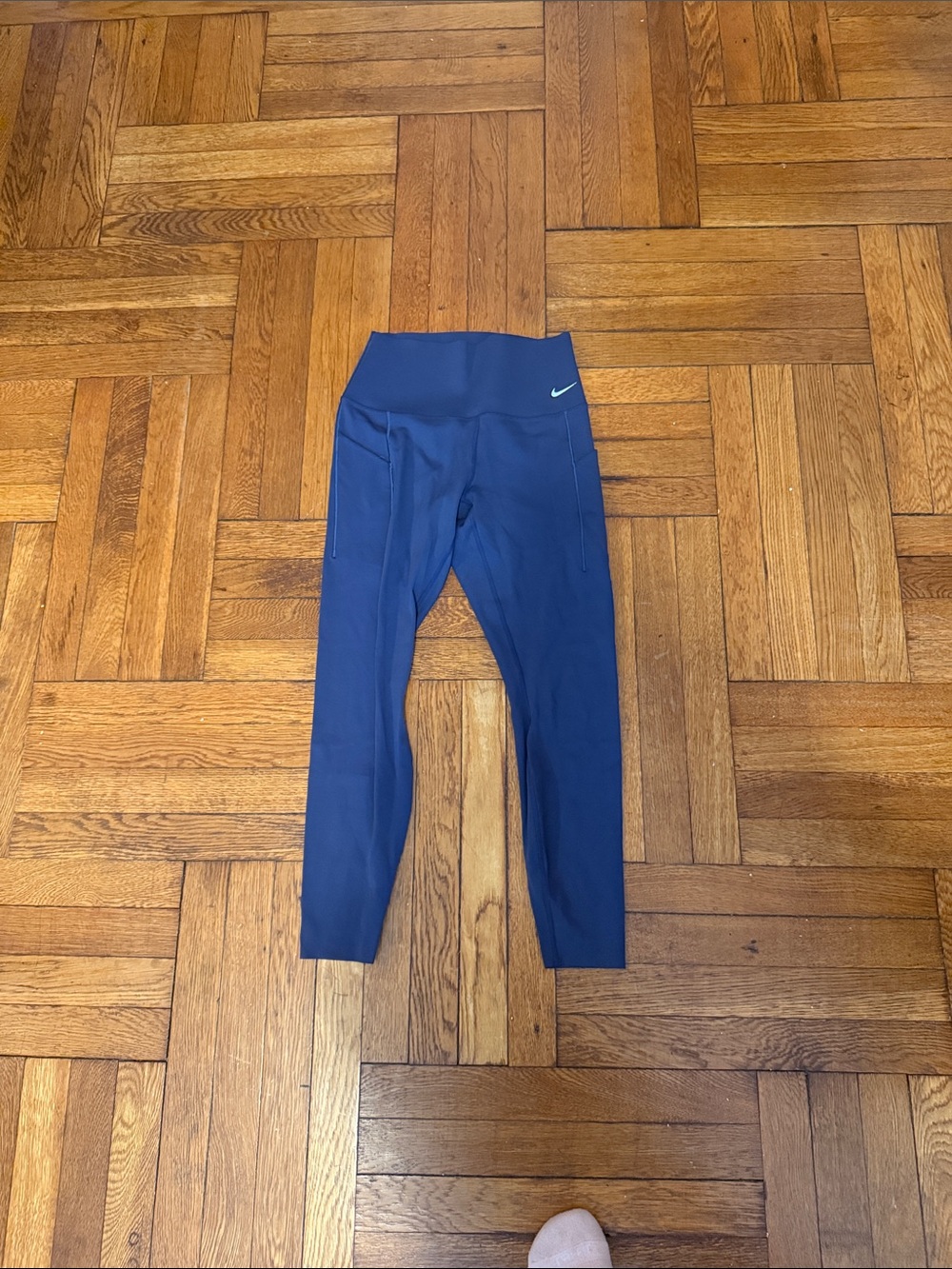 Nike Women’s Universa Navy Blue Active Leggings